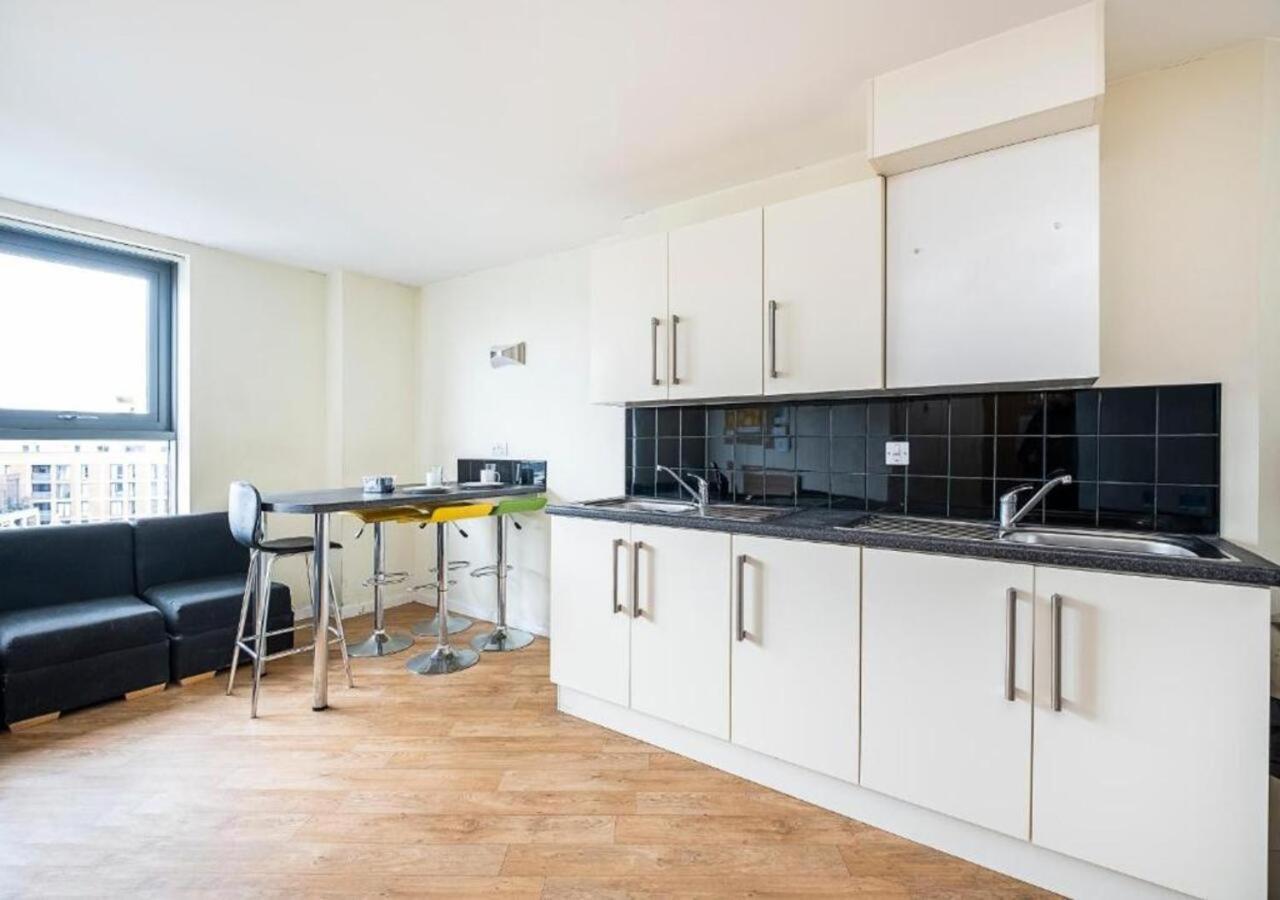 Trendy Ensuite Rooms, Southwark - Sk Londra Exterior foto